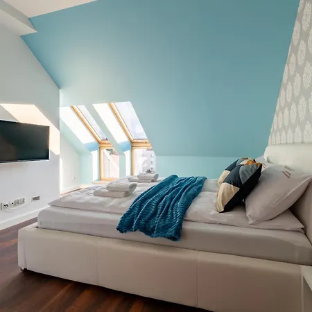 Appartement Skyline - Przy Placu Piastowskim I Blisko Term, Widok Na Sniezke, Garaz Podziemny By W Karkonoszach