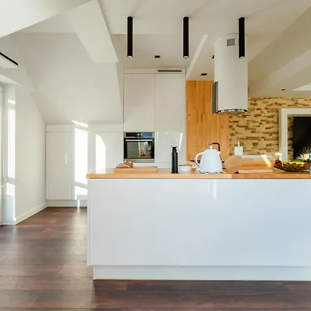 Skyline - Przy Placu Piastowskim I Blisko Term, Widok Na Sniezke, Garaz Podziemny By W Karkonoszach Apartment Jelenia Gora