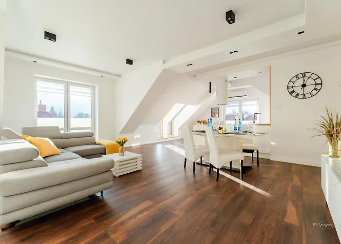 Skyline - Przy Placu Piastowskim I Blisko Term, Widok Na Sniezke, Garaz Podziemny By W Karkonoszach