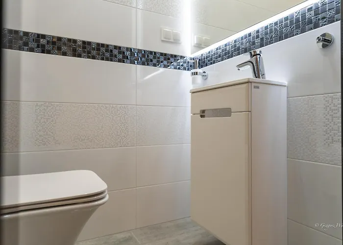 Skyline - Przy Placu Piastowskim I Blisko Term, Widok Na Sniezke, Garaz Podziemny By W Karkonoszach Appartement *