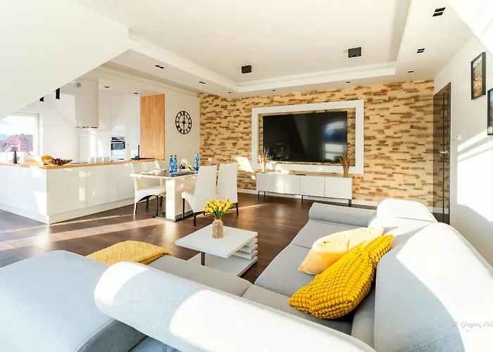 Appartement Skyline - Przy Placu Piastowskim I Blisko Term, Widok Na Sniezke, Garaz Podziemny By W Karkonoszach